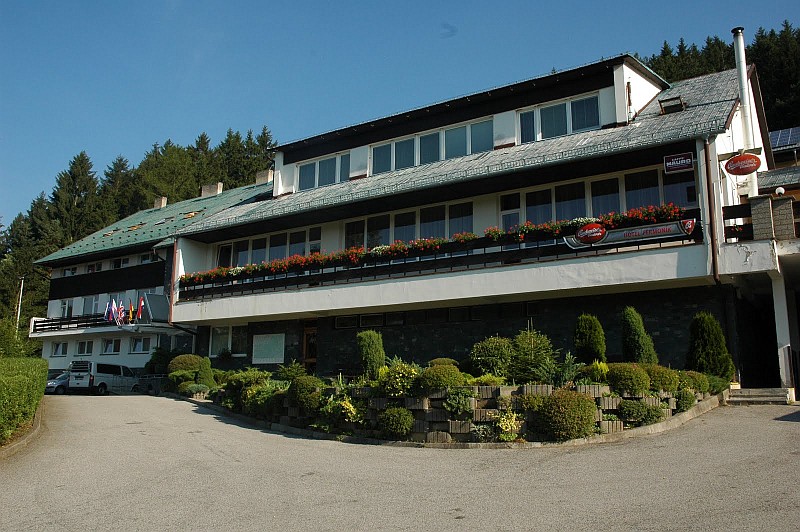 Hotel Permoník
